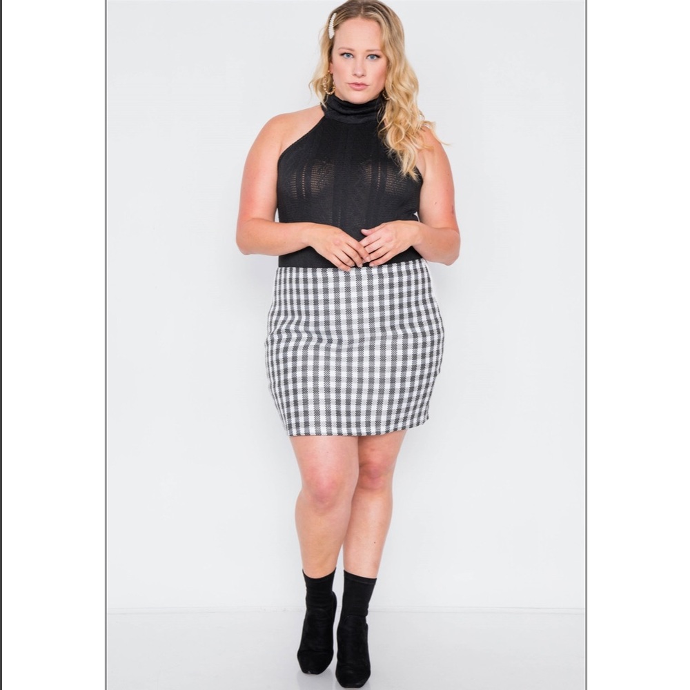 Plus Sized Checkered Mini Skirt